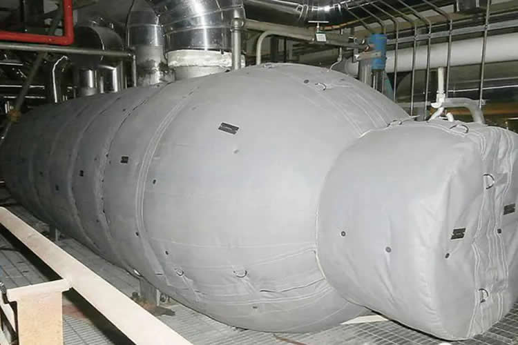 再沸器保溫,再沸器<a href=http://www.yanzhichun.cn/e/tags/?tagname=%E4%BF%9D%E6%B8%A9%E5%A5%97 target=_blank class=infotextkey>保溫套</a>,<a href=http://www.yanzhichun.cn/e/tags/?tagname=%E6%8D%A2%E7%83%AD%E5%99%A8%E4%BF%9D%E6%B8%A9 target=_blank class=infotextkey>換熱器保溫</a>