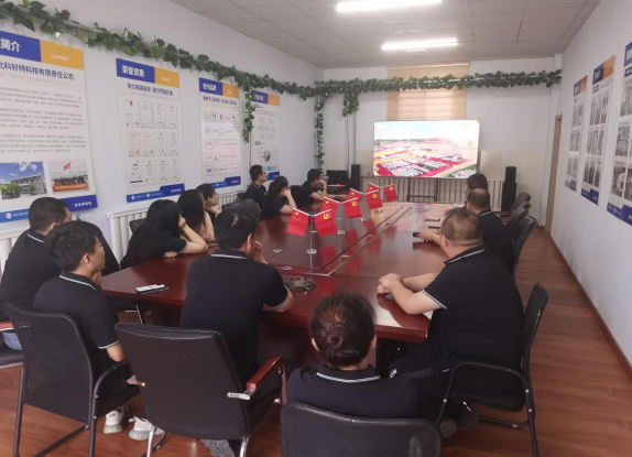 致敬勝利，共燃家國(guó)情懷——科好特科技組織員工觀看抗戰(zhàn)勝利 80 周年閱兵式